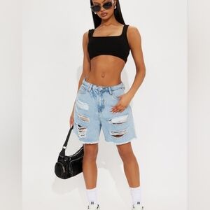 Fashion Nova Wanna Fall In Love Ripped Denim Shorts - Size 5